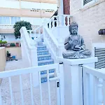 بيت للعطل Modern Duplex Two Streets From