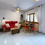 بيت للعطل Modern Duplex Two Streets From *